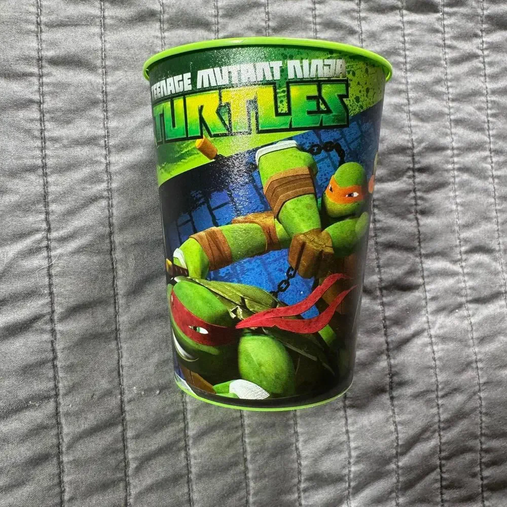 2012 TMNT 16 oz Collectible Plastic Party Cup Teenage Mutant Ninja Turtles